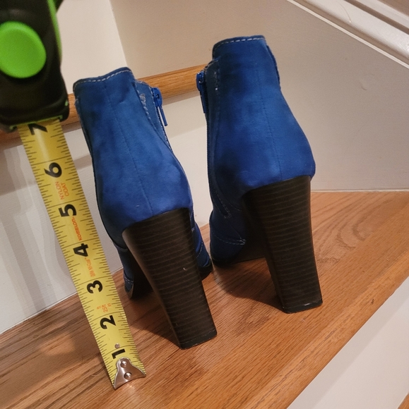 Leila Stone Blue Faux Suede Booties - Picture 4 of 5